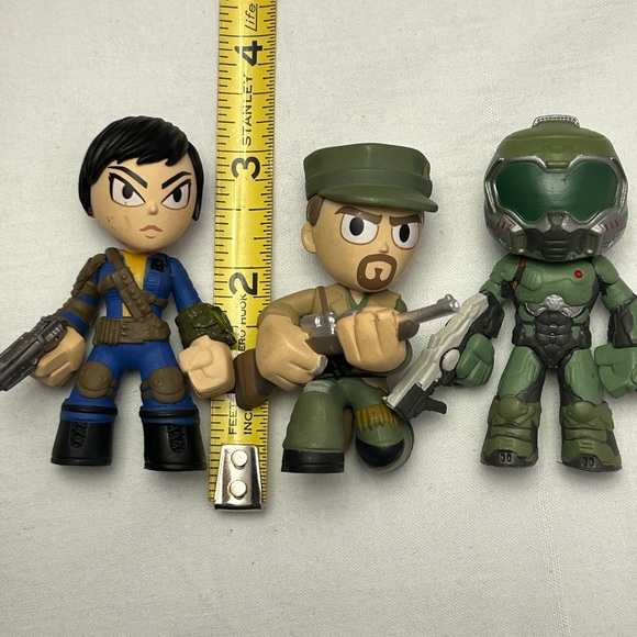 Funko Mini lot of 24 Minis - Picture 4 of 11